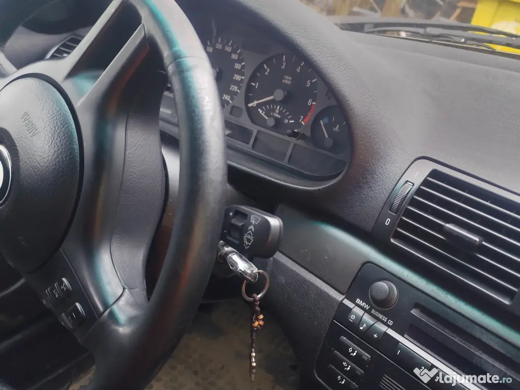 Dezmembrez BMW e46 anul 2000 motorizare 2000benzina