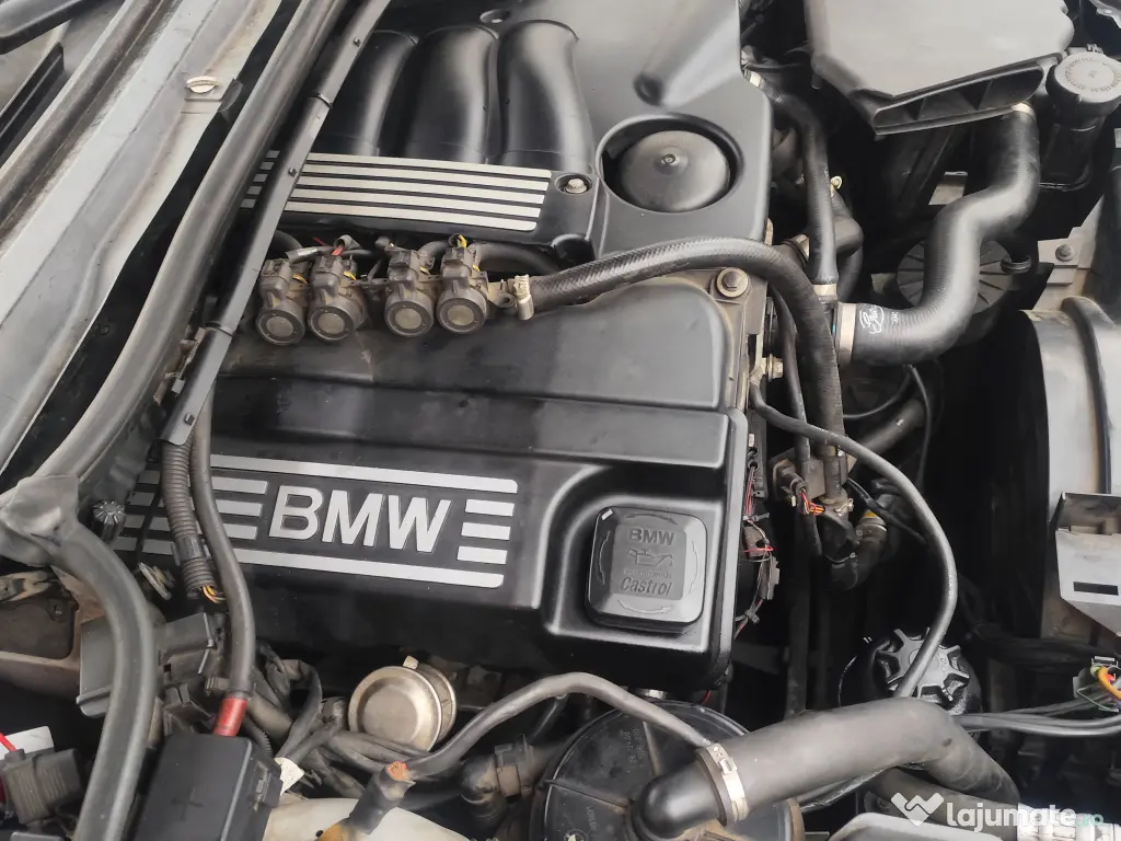 Dezmembrez BMW e46 anul 2000 motorizare 2000benzina