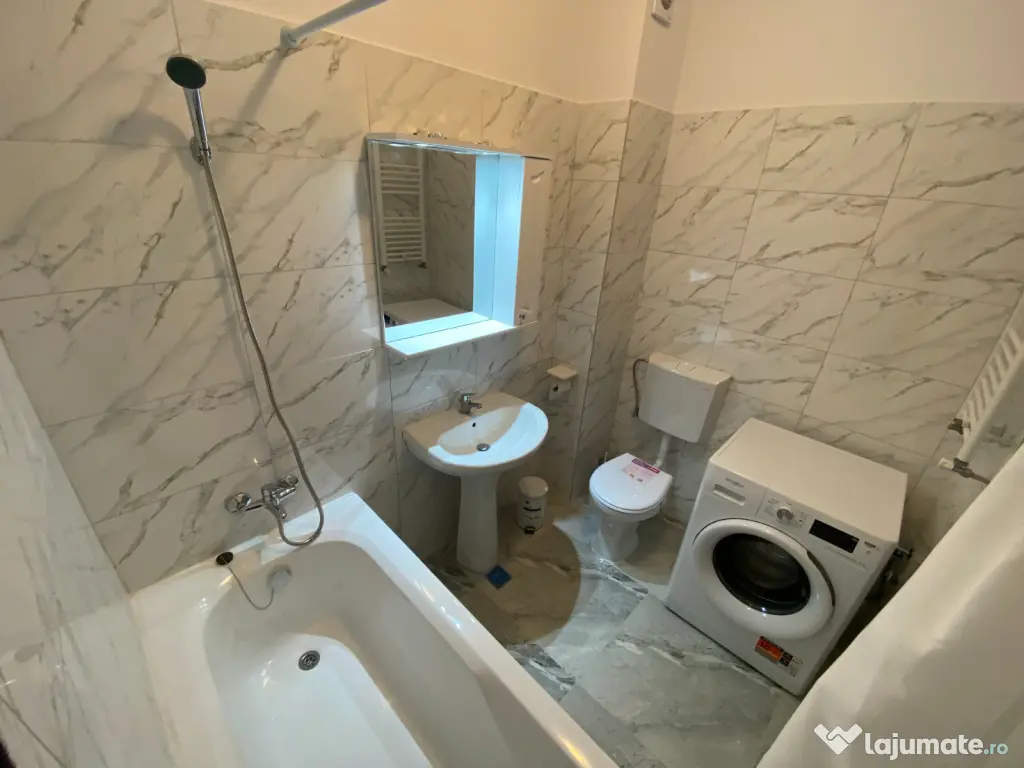 Închiriez apartament 2 camere cu loc de parcare, Militari Residence 