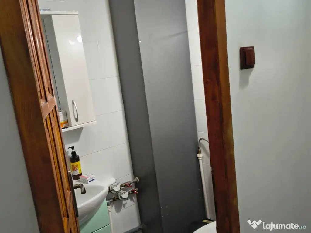 Apartament 3 camere decomandat et1 Aparatorii Patriei - metrou