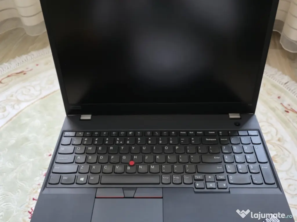 Laptop Lenovo T15