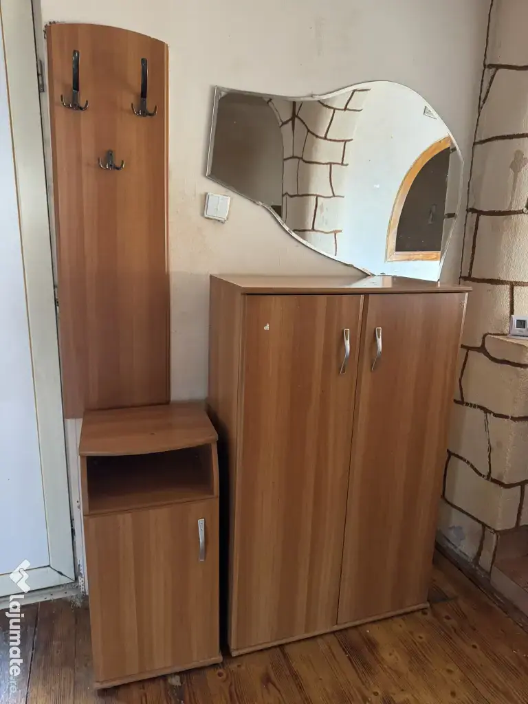 Mobilă hol / pantofar cu oglindă 