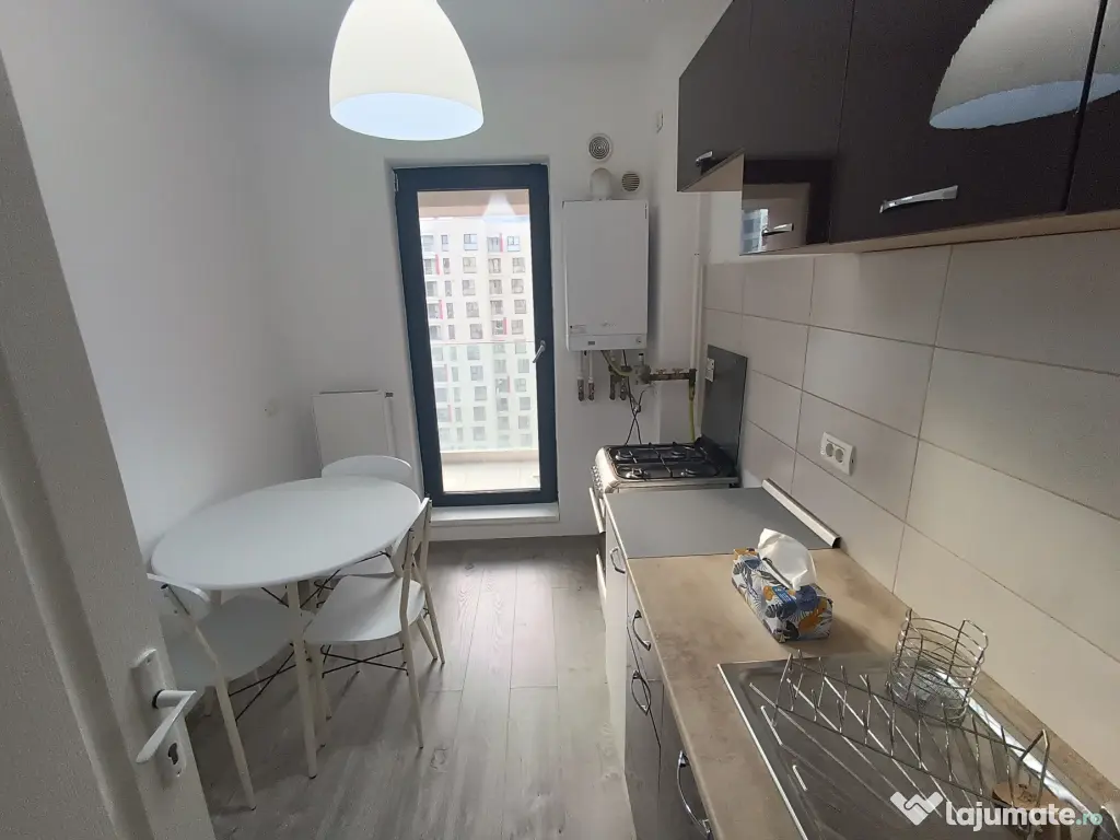 Garsoniera Exigent Plaza chiar langa parcul Liniei si Mall Plaza, metrou 10 min