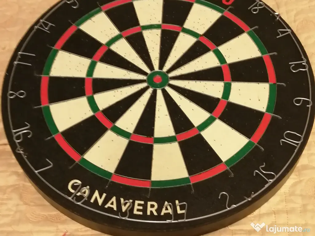 Ţinţă Clasică Darts Club 700 Canaveral pentru săgeți din oțel 
