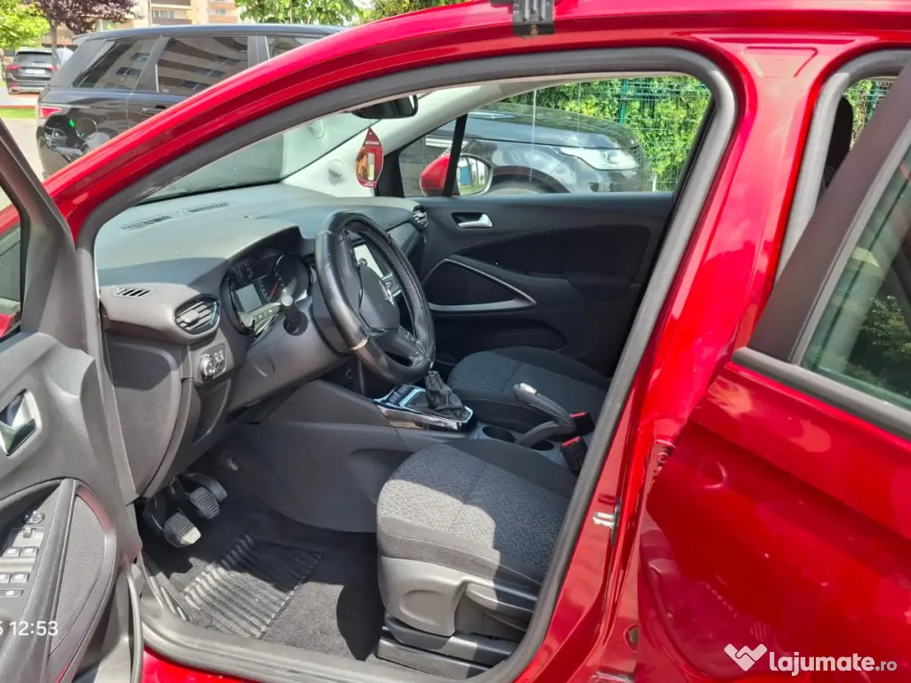 Vand Opel Crossland X, masina de familie, taxe mici