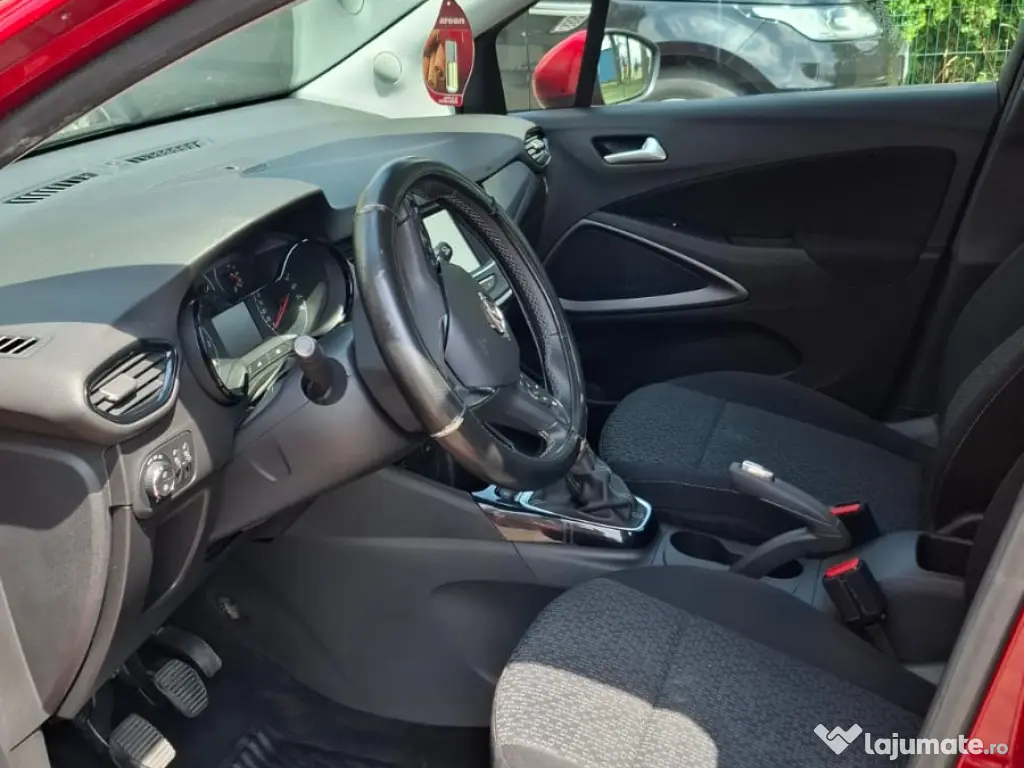 Vand Opel Crossland X, masina de familie, taxe mici