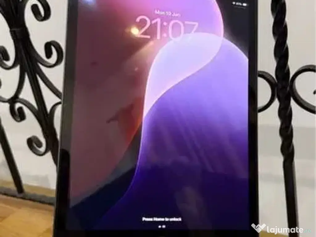 Vand iPad 9th Gen, Wi-FI+Celluar , Grey, 64Gb