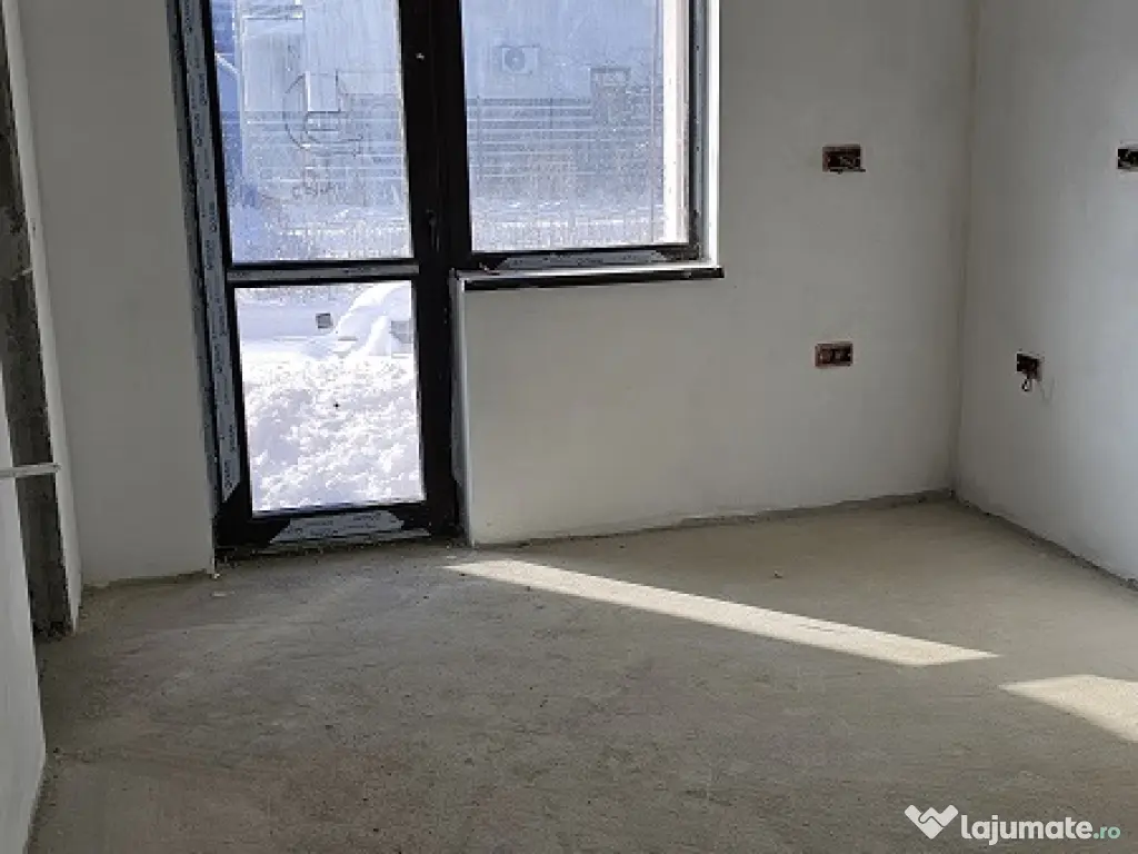 Vila 3 niveluri, 288 mp, 7 camere, terasa, 500 mp teren, personalizabila