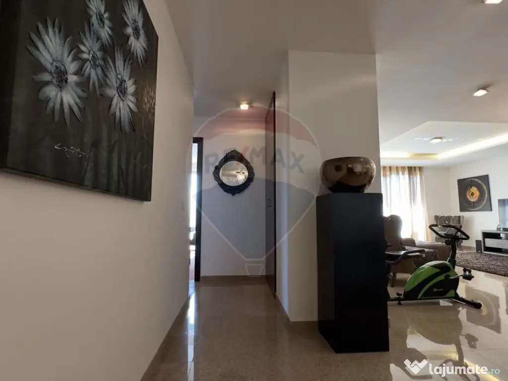 Apartament 4 camere bloc Boutique cu piscina - Otopeni 