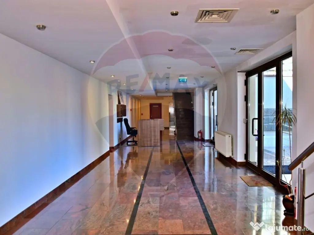 Apartament 4 camere bloc Boutique cu piscina - Otopeni 