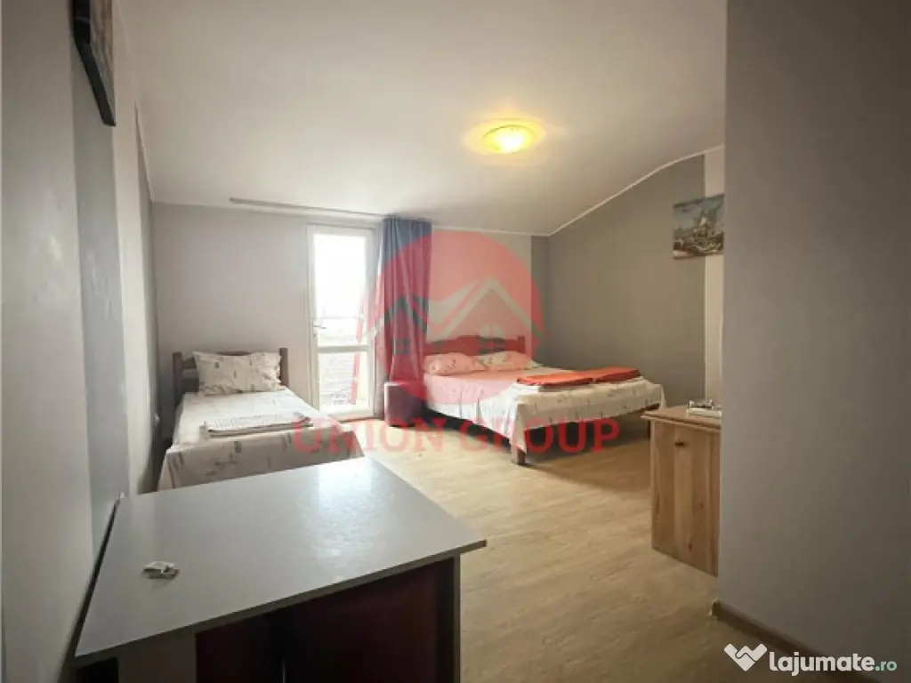 Pensiune 15 camere in a Doua Linie la Mare, zona Pescaria lu