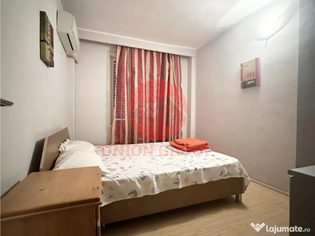 Pensiune 15 camere in a Doua Linie la Mare, zona Pescaria lu