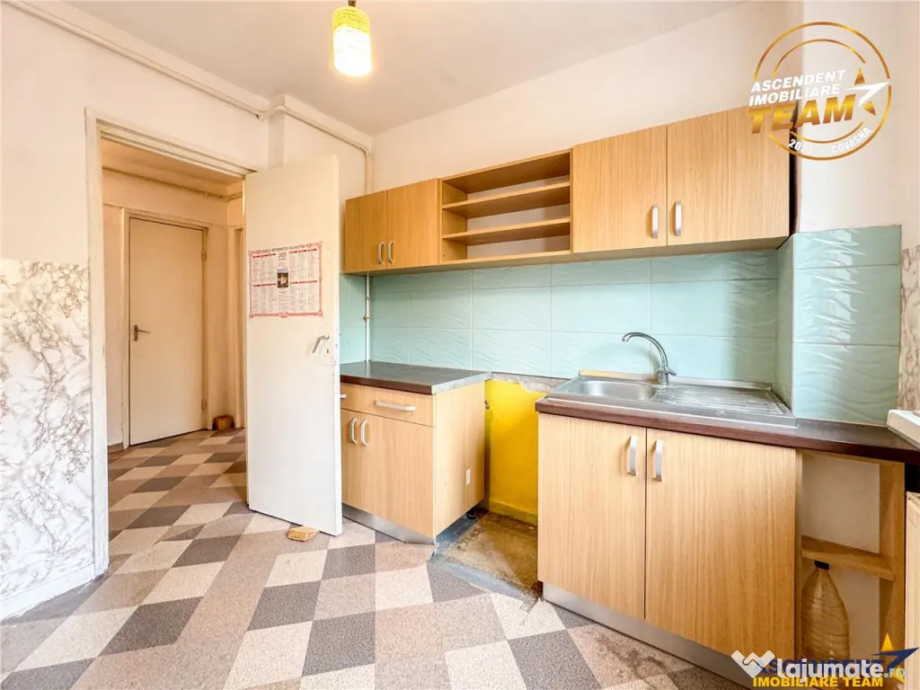 3D FILM! Apartament 3 camere,etaj 2, areal apreciabil, Simer