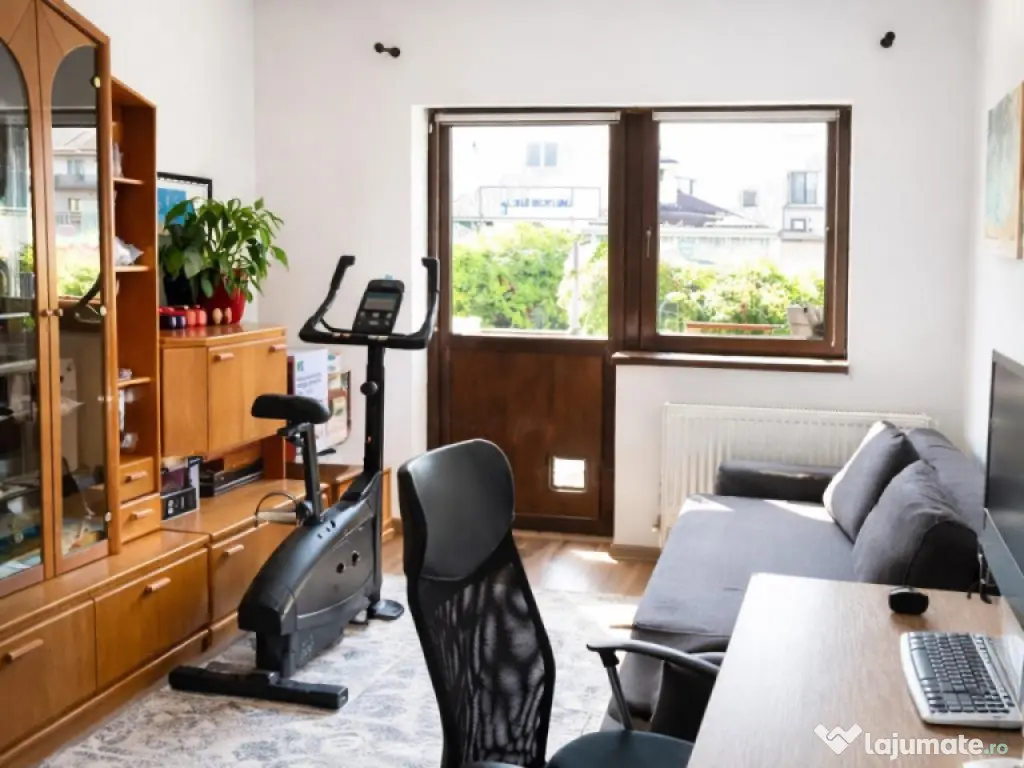 Duplex deosebit cu gradina verde, Dealul Lempes, Sanpetru, B 