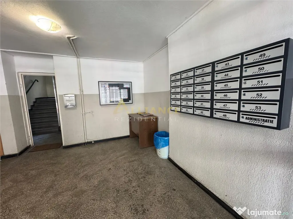 Bld. Tineretului Ap 2 cam Et 7 din 10 bloc 1981 