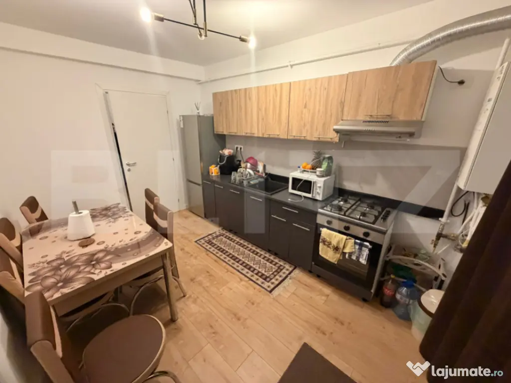 Apartament 3 camere, 71 mp, zona Nicolae Romanescu - Veteran 