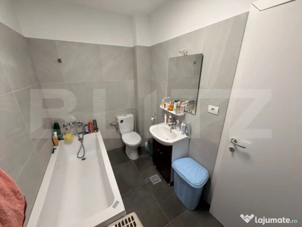 Apartament 3 camere, 71 mp, zona Nicolae Romanescu - Veteran 