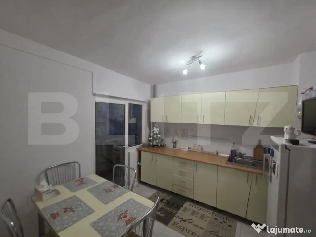 Apartament 72 mp la Etajul 2: Micro 5