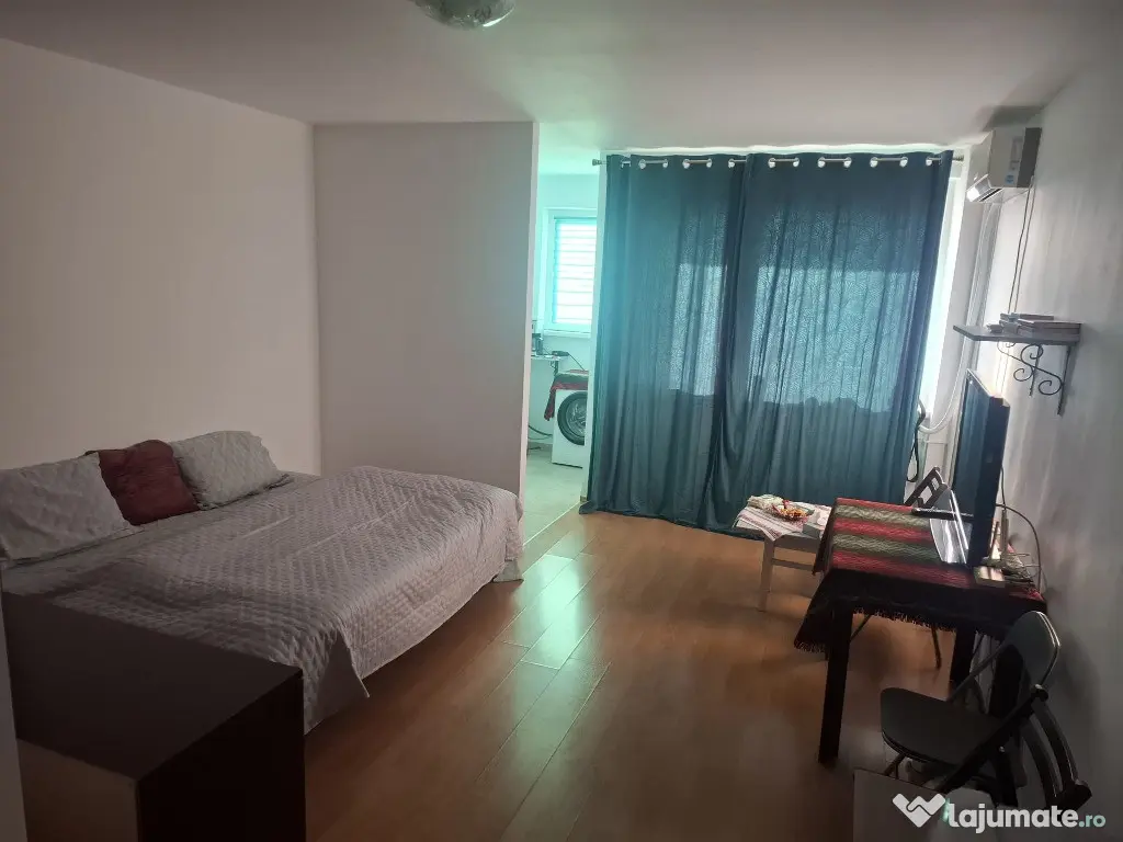 Garsoniera spațioasă Calea Vitan - vedere superbă Parc Olimpia 