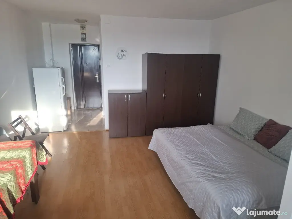 Garsoniera spațioasă Calea Vitan - vedere superbă Parc Olimpia 