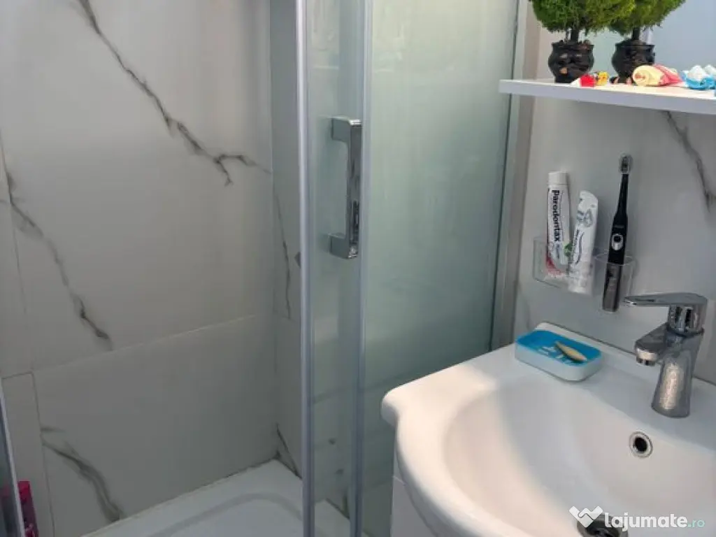 Apartament doua camere Aleea Costinesti Teius 