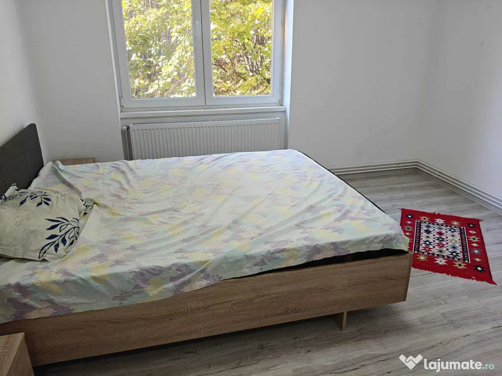 Apartament 2 camere zona TRACTORUL, 