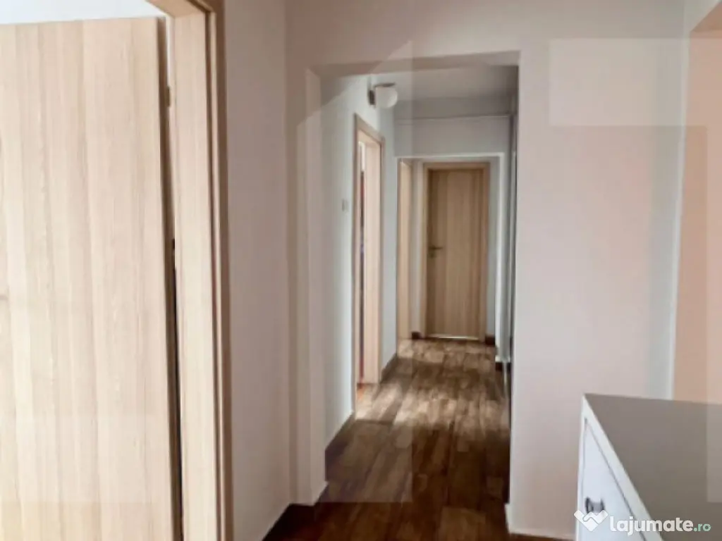 Apartament 5 camere, 90 mp utili, zona Aurel Vlaicu 