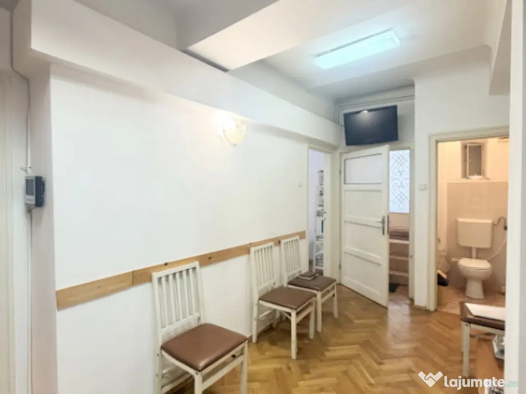 Str Washington, spațiu pretabil cabinet, salon, birou 