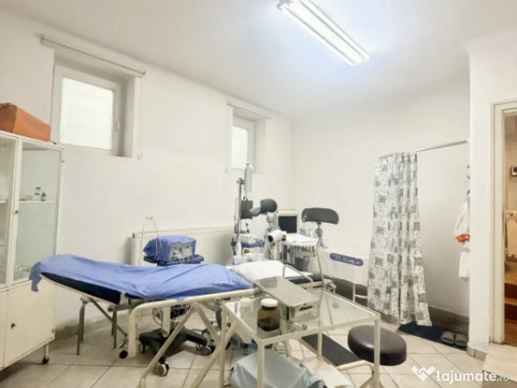 Str Washington, spațiu pretabil cabinet, salon, birou 