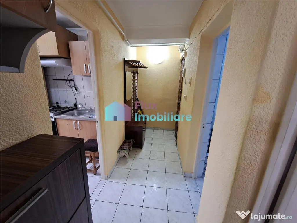 Apartament cu 2 camere zona Marasesti etaj 2 
