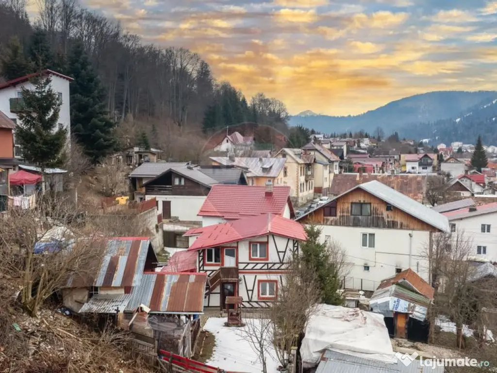 Comision 0%! Casă cu 6 camere de vânzare în Azuga 