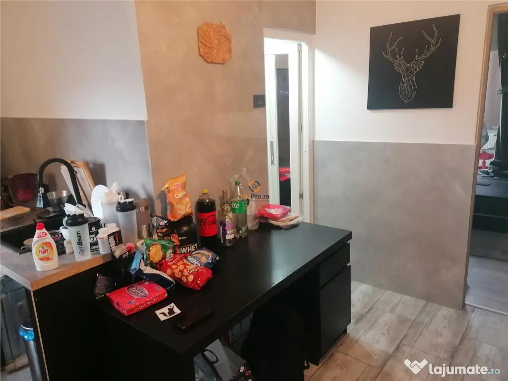 Decomandat Spatios cu Centrala Spitalul Judetean 