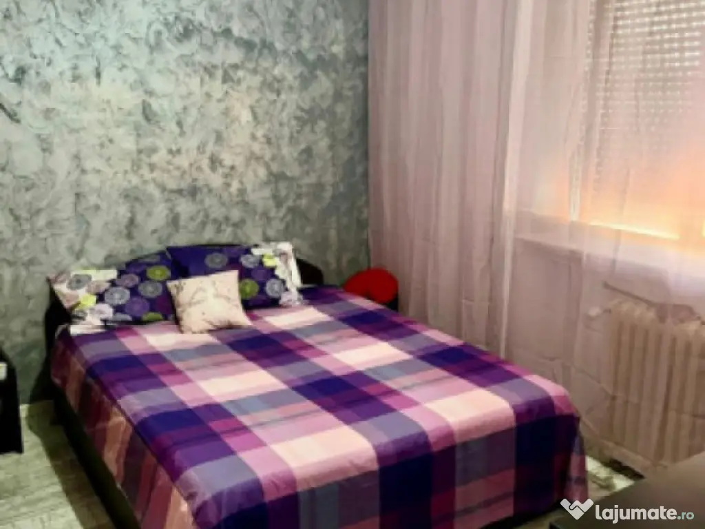 Apartament 3 camere, 60 mp, zona Piața Centrală