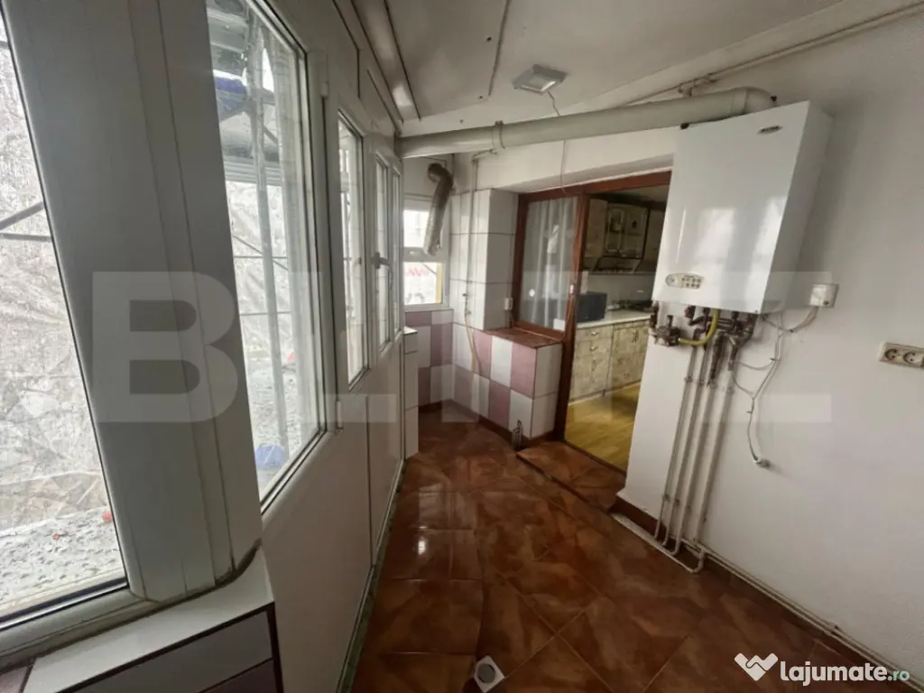 Apartament 3 camere, 67 mp, zona Micro 5