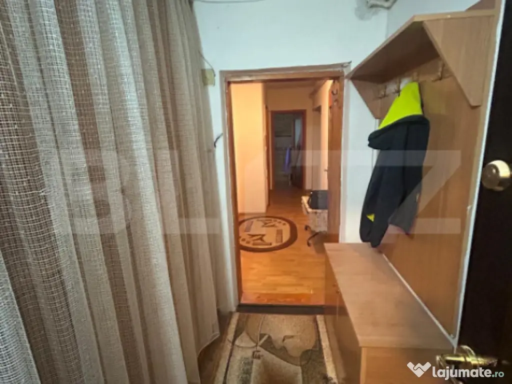 Apartament 3 camere, 67 mp, zona Micro 5