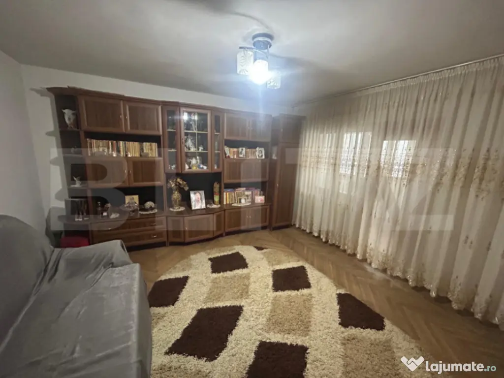 Apartament 3 camere, 67 mp, zona Micro 5