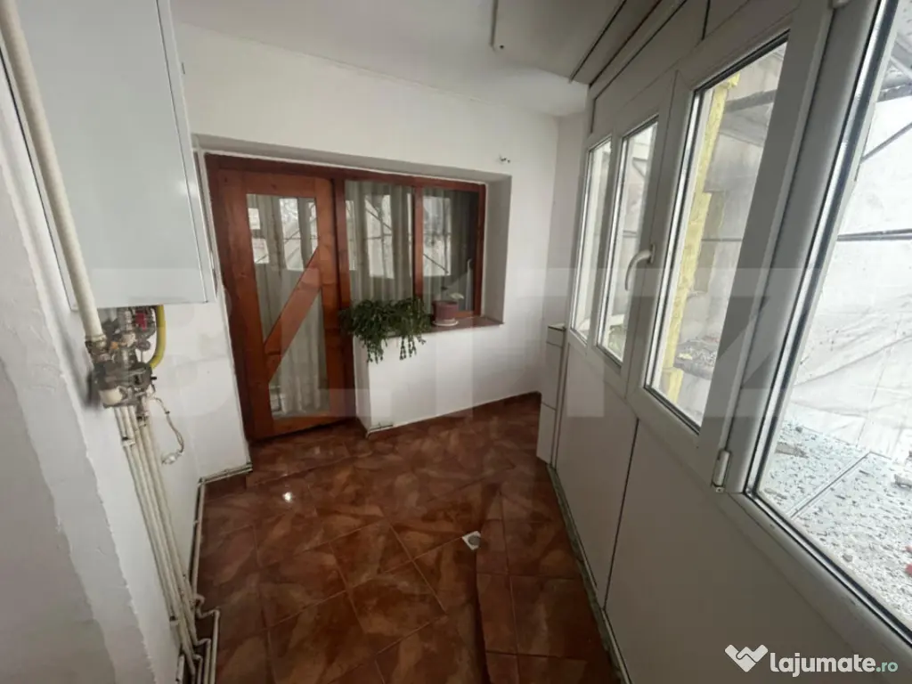 Apartament 3 camere, 67 mp, zona Micro 5
