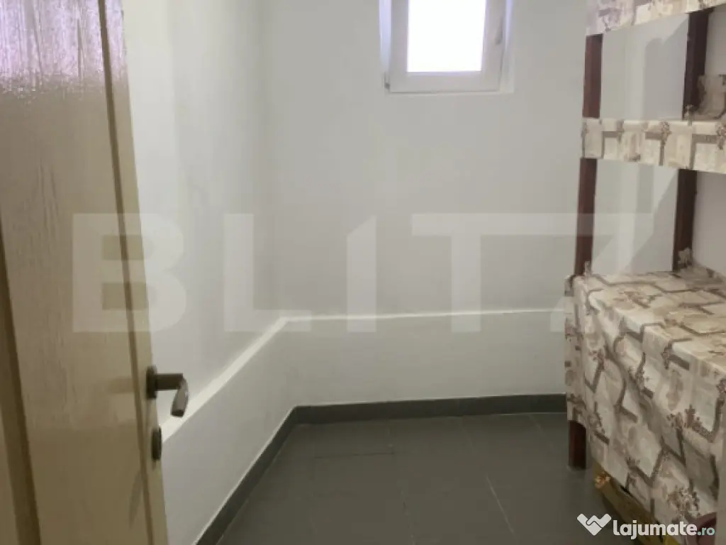 Casă de vânzare în Zărnești – zonă retrasă, lângă