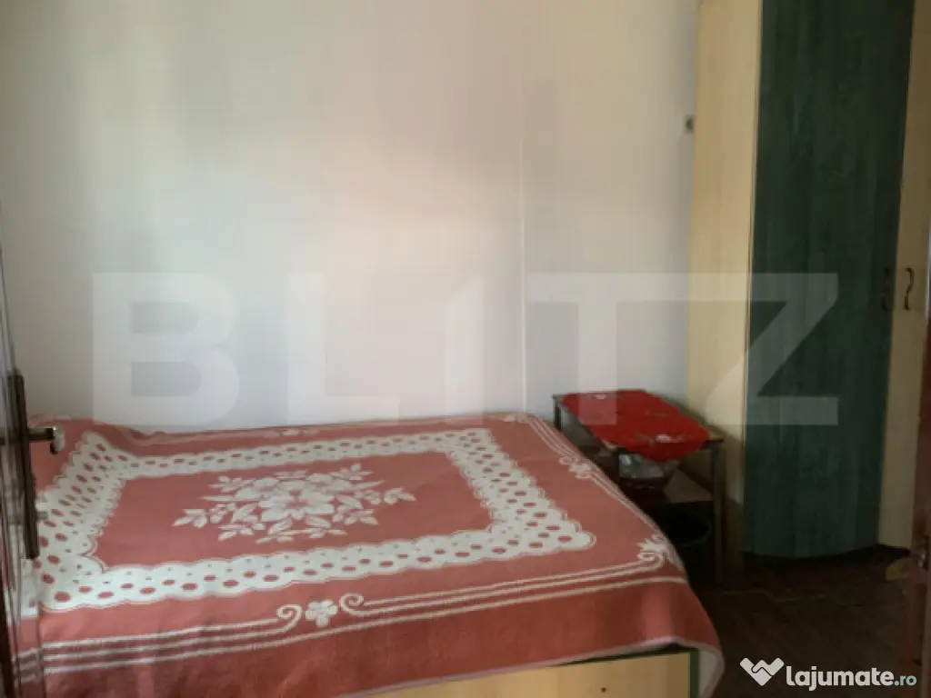 Casă de vânzare în Zărnești – zonă retrasă, lângă