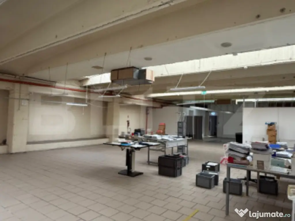 Hala pentru diferite activitati plus parte adminitrativa 