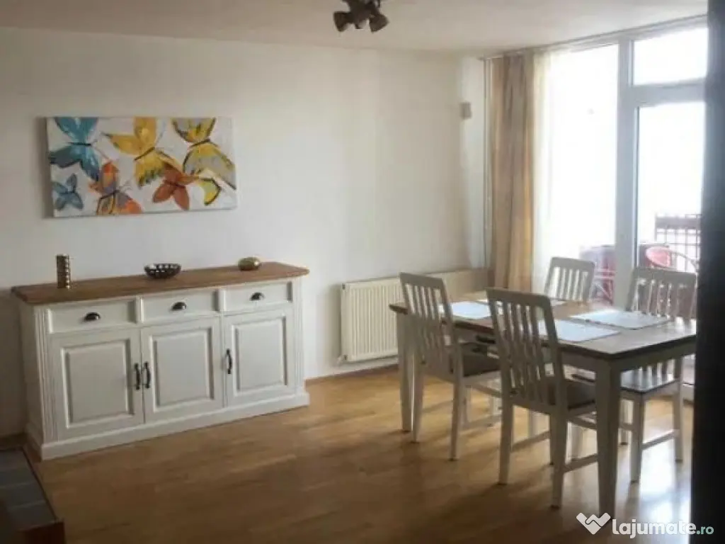 Apartament 3 camere zona Aula Universitatii 