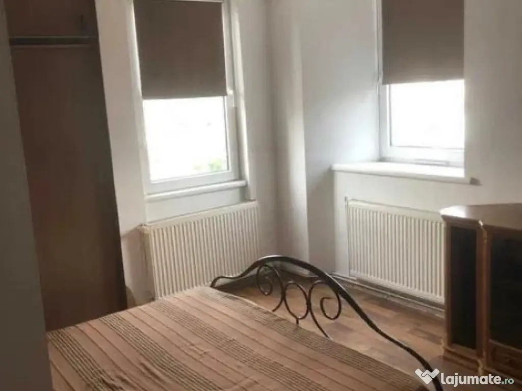 Apartament 3 camere zona Aula Universitatii 