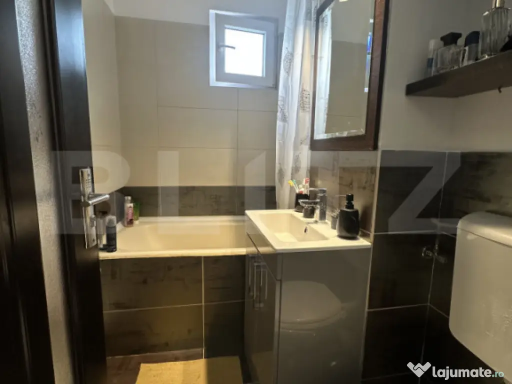 Apartament 3 camere, 51 mp, zonă Dâmbu Pietros 