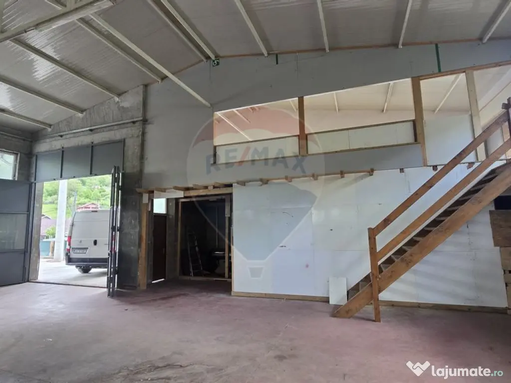 Hala de productie 540mp de închiriat în Borsa pe DN 18 ... 