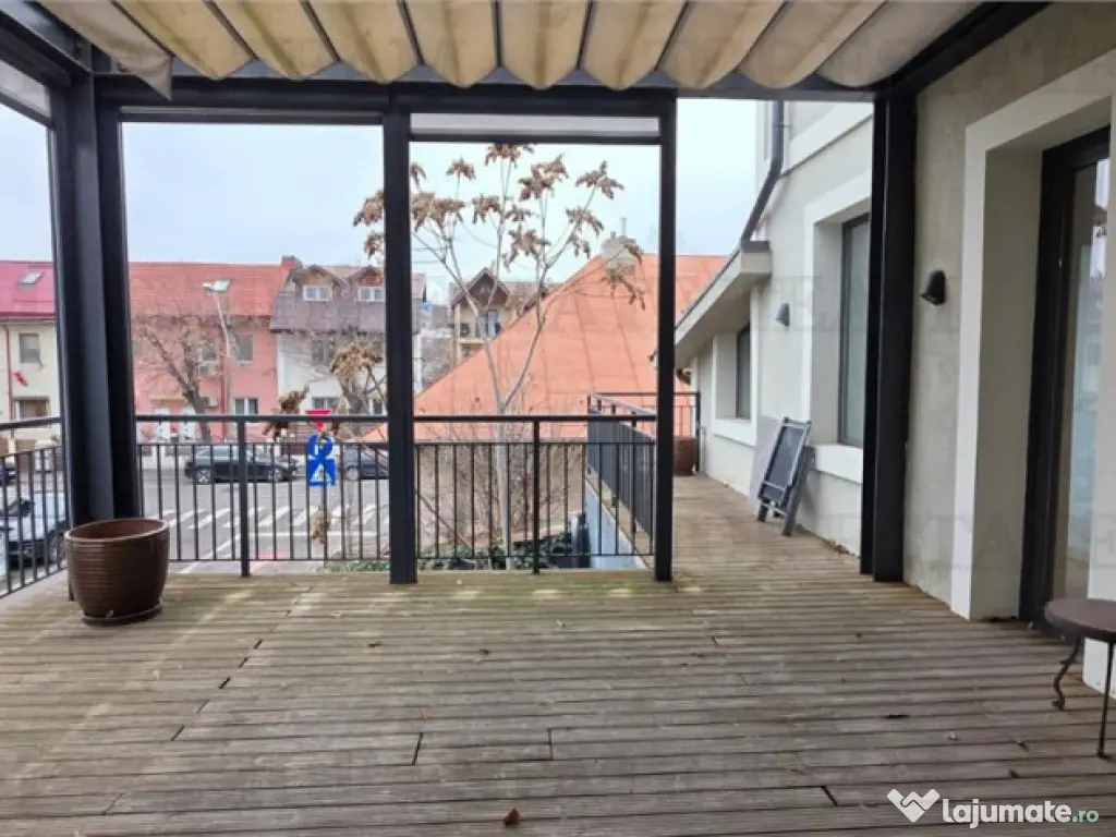 Spatiu Birou si Showroom de 