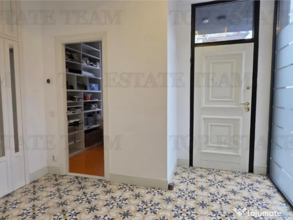 Spatiu Birou si Showroom de 