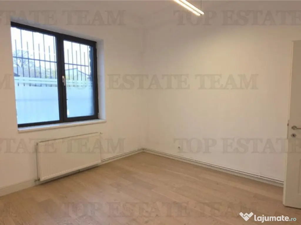 Spatiu Birou si Showroom de 