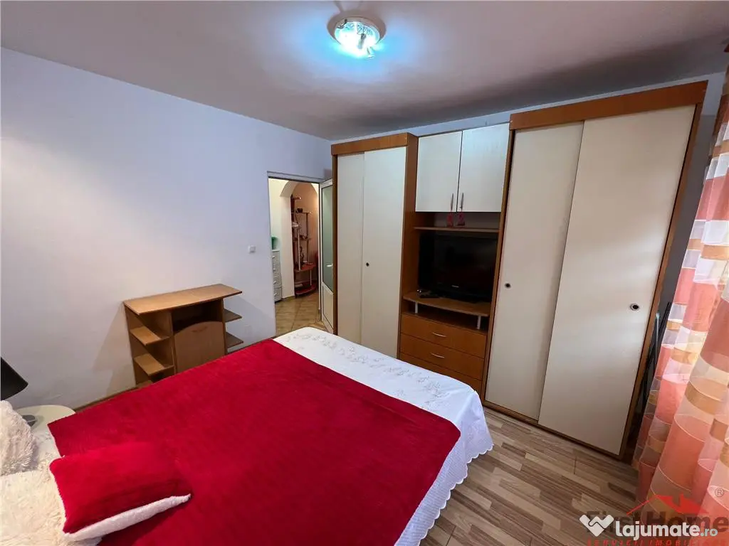 Apartament 2 camere, etaj 1, B-dul Bucuresti mobilat si util 