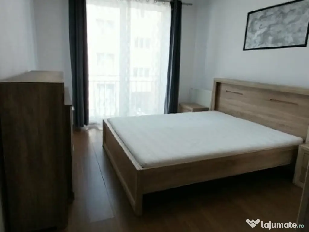 Apartament 3 camere et.1,balcon inchis, parcare Floresti 