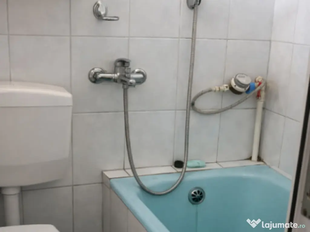 Apartament cu două camere zona Cetății 